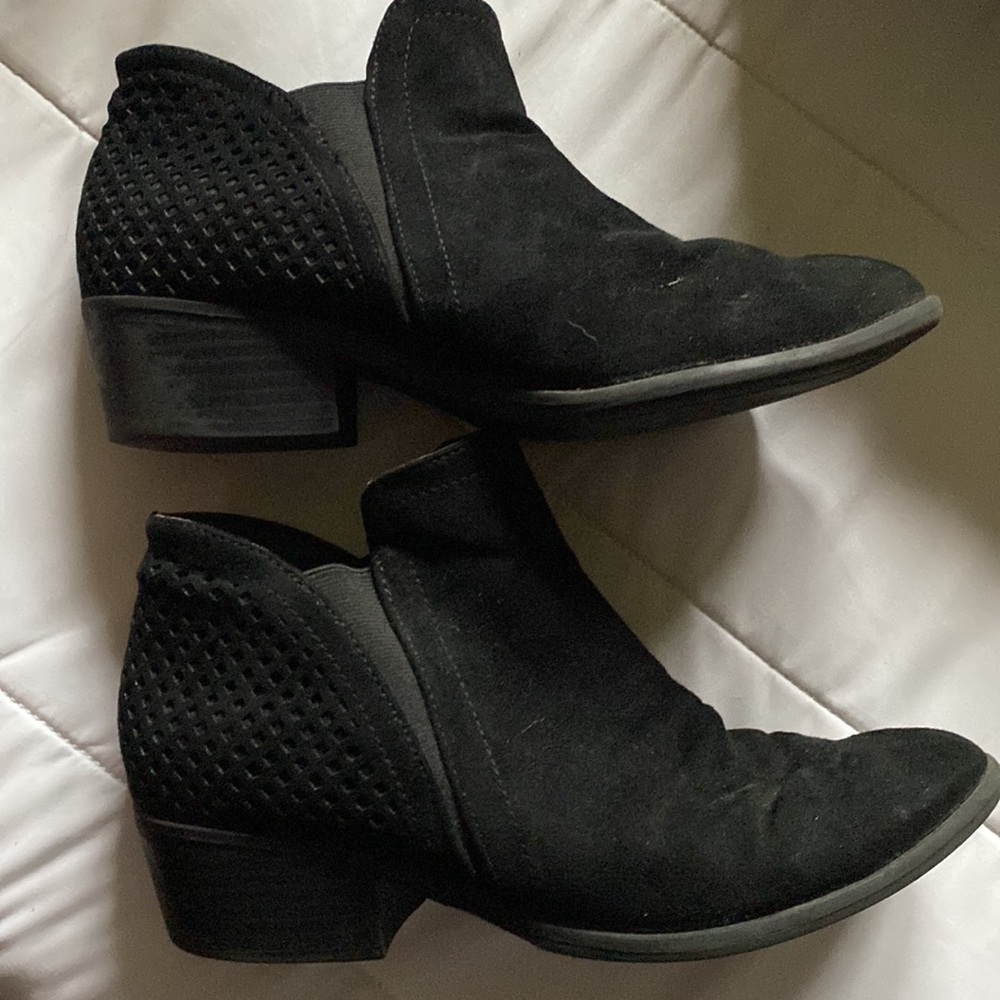 MIA black booties